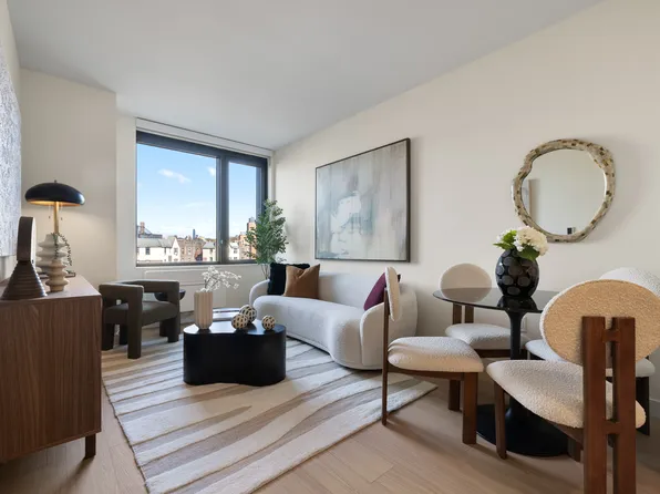 11 Ocean Parkway image 1 of 7