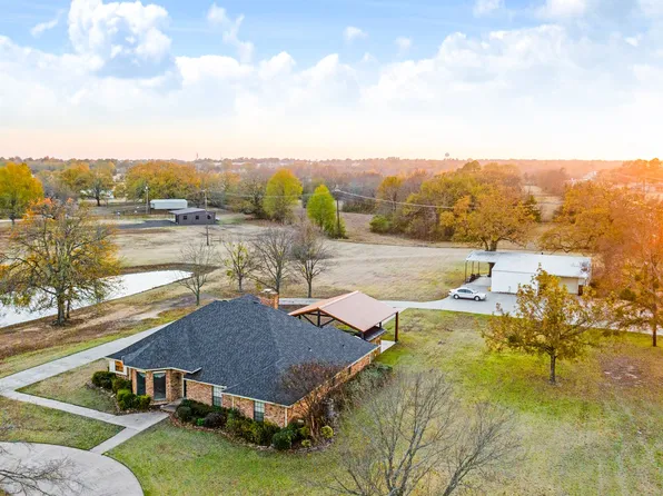 2535 36th St NE, Paris, TX 75462