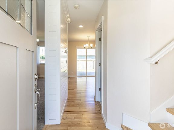 3rd image of 1602 19th Ave Court