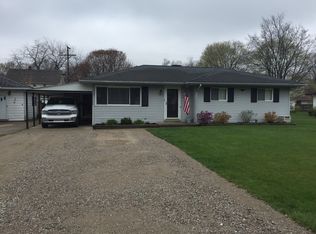 1987 Washington St, Algonac, MI 48001