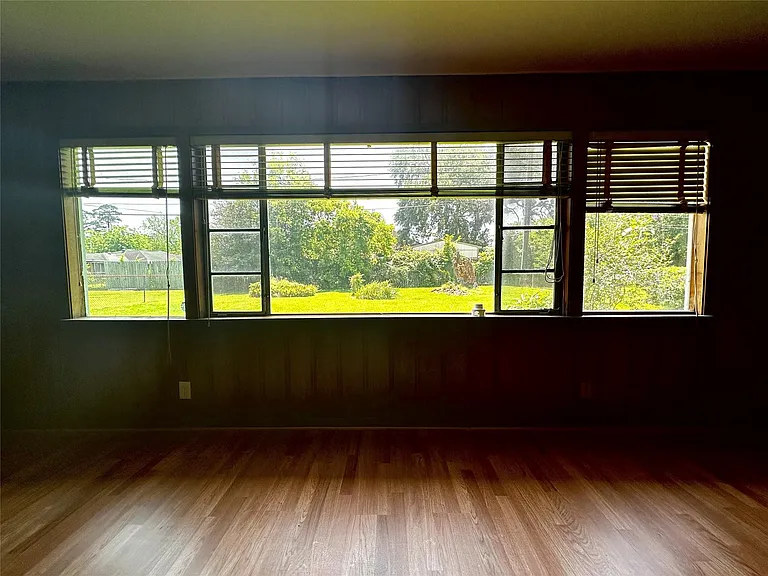 5210 Stuyvesant Ln — Photo 6