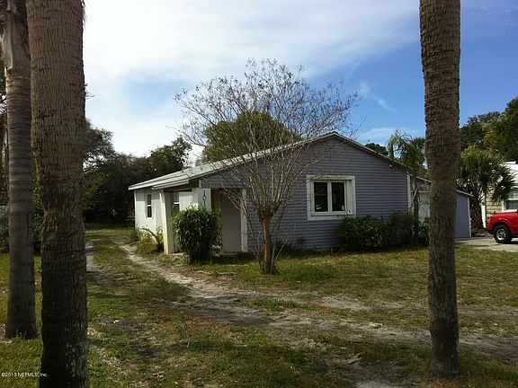 2nd image of 1016 10th Street N