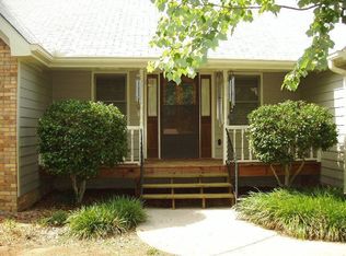 1221 Great Oaks Dr SE, Conyers, GA 30013