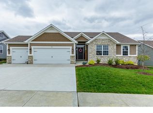 933 Mule Creek Dr, Wentzville, MO 63385
