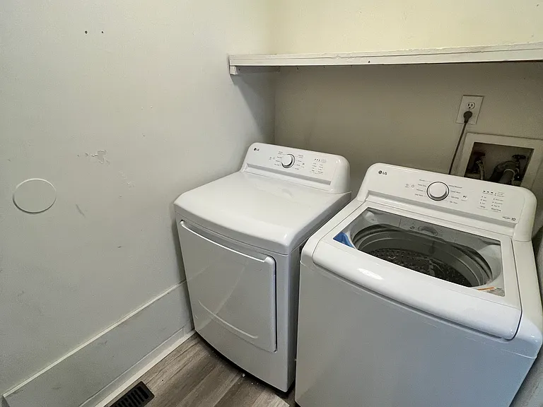 7112 Tipton Ln — Photo 18