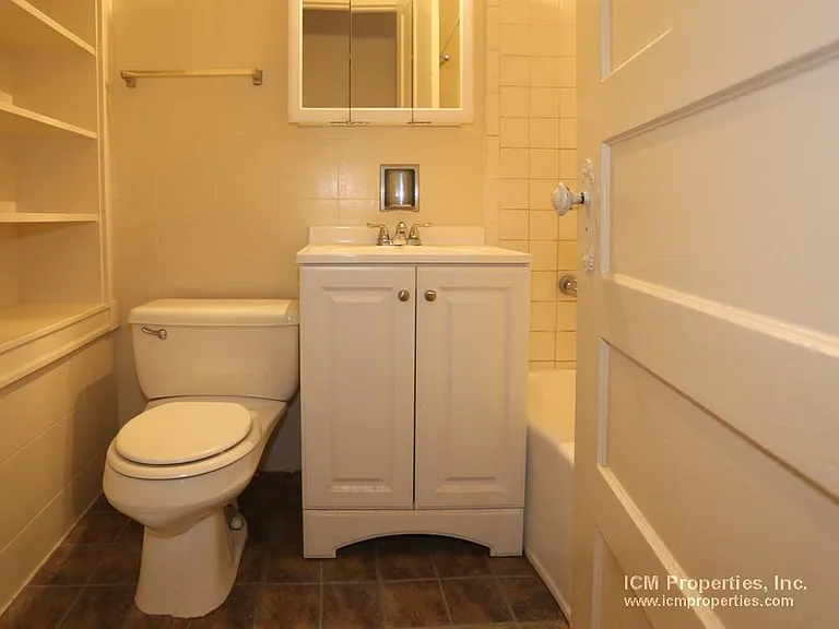 869 W Lill Ave #3 — Photo 6