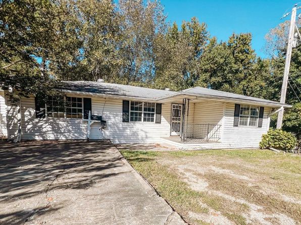913 Mays Rd