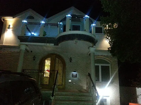 110 Renwick Ave, Staten Island, NY 10301