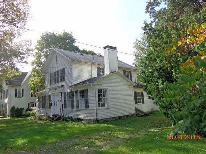 2nd image of 11 Rochester St