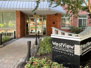 1024 N Utah St APT 821, Arlington, VA 22201