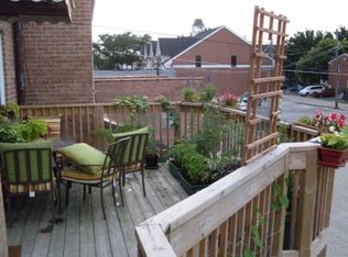 1804 Glenview Rd #2E, Glenview, IL 60025