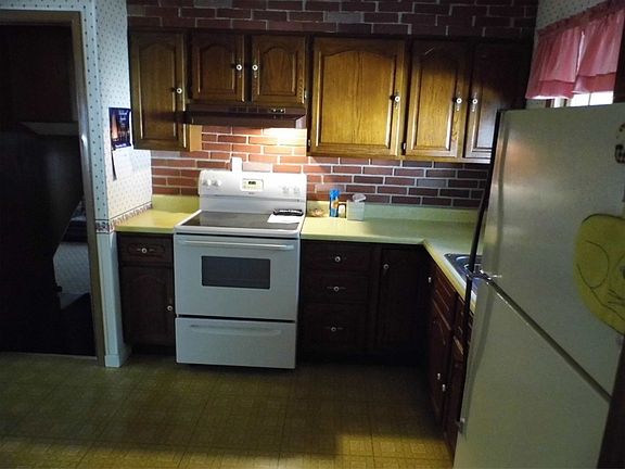 5th image of 2323 Dakota Dr