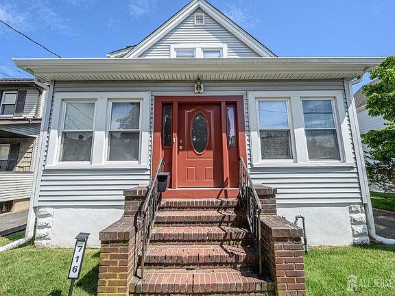 2nd image of 716 4th St