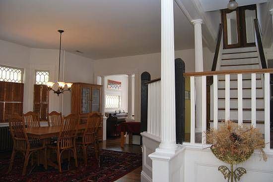 4th image of 3123 Luxembourg Ave