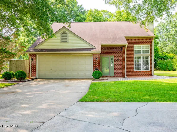 4902 Woodbrook Dr, New Bern, NC 28562