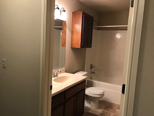 110 N Bighorn St #4 — Photo 5