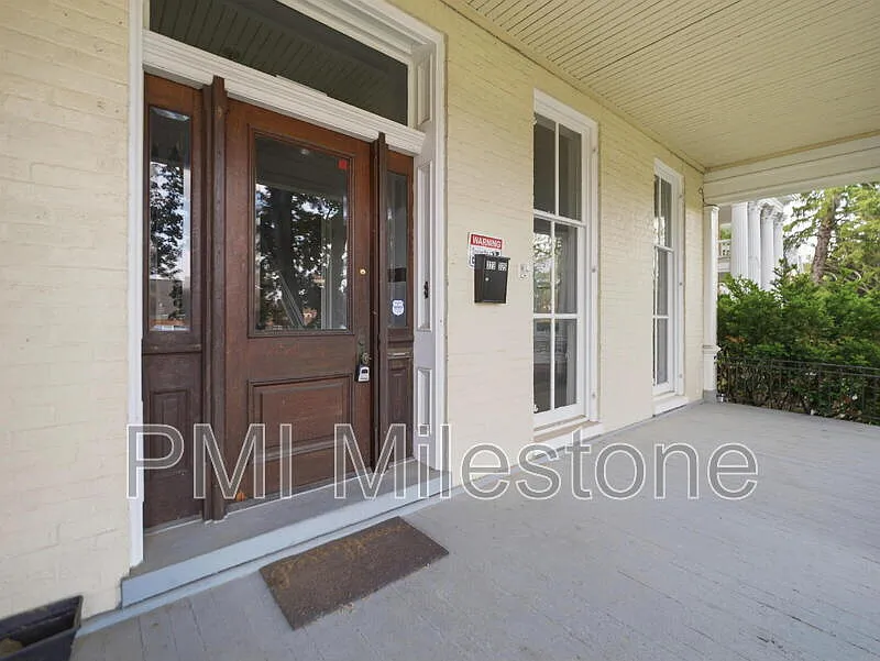 2 bed, 2.0 bath, 1800 sqft, $1,300 — Photo 3