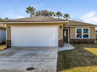 7518 International Village Dr, Jacksonville, FL 32277