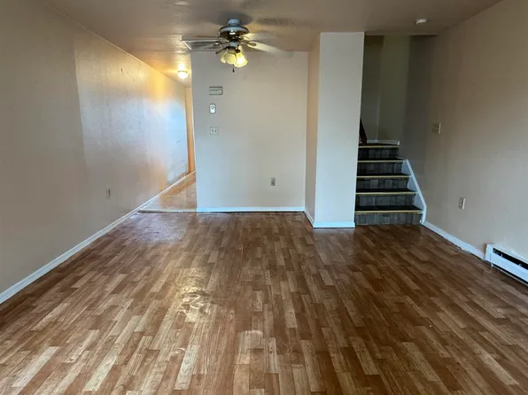 391 Pacific Avenue image 7 of 14