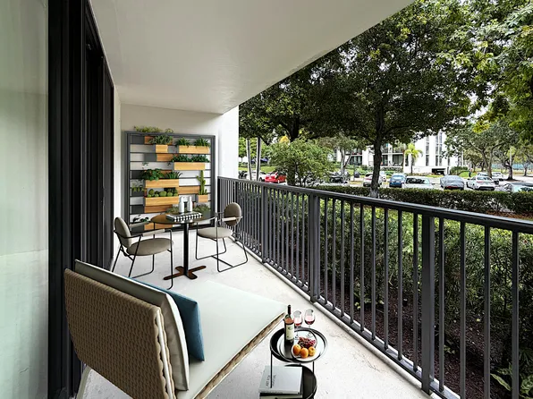 1301 River Reach Dr APT 111, Fort Lauderdale, FL 33315