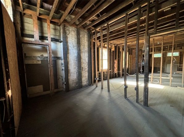 pittsburgh-pennsylvania-11323720 picture