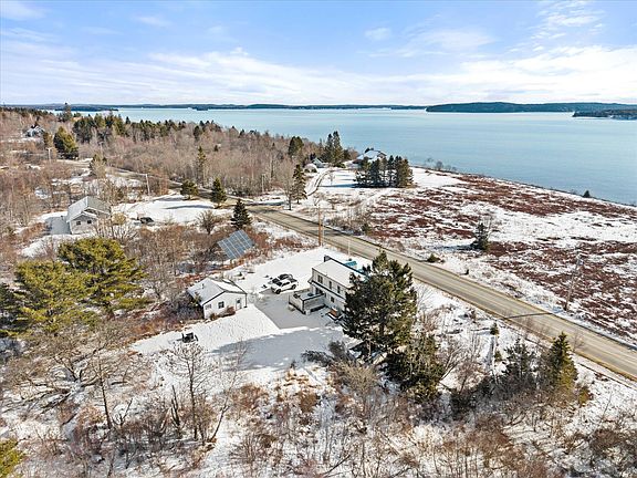 2nd image of 942 Mason Bay Road