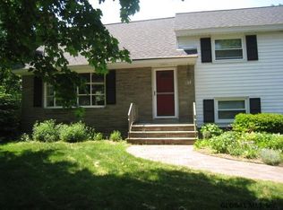 74 Saint Stephens Ln W, Glenville, NY 12302