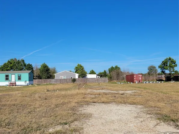 187 County Road 5210, Cleveland, TX 77327