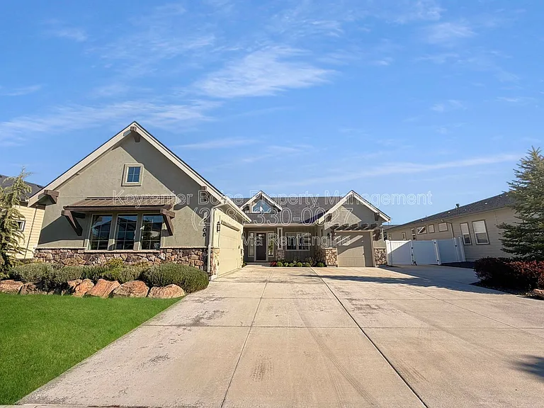 8368 W Sparks Lake Dr — Photo 1