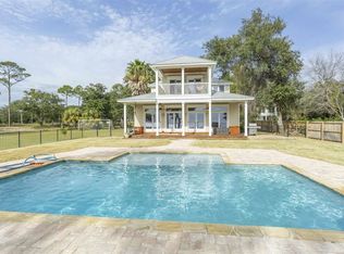 5341 Soundside Dr, Gulf Breeze, FL 32563