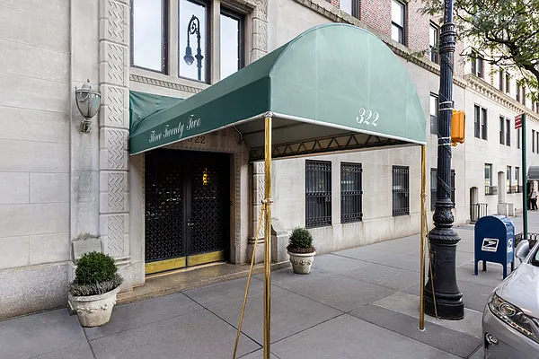 Sold by Sotheby's International Realty | media 22