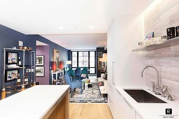 Rented by R New York | media 26