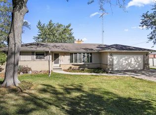 15500 7th St, Union Grove, WI 53182