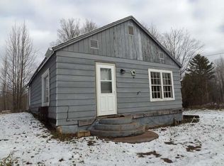 4920 Hilltop Rd, Rhinelander, WI 54501