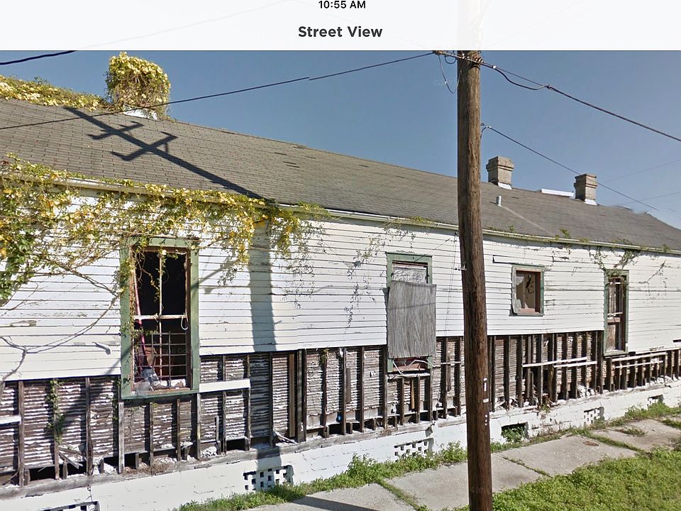 1st image of 2200 2nd St