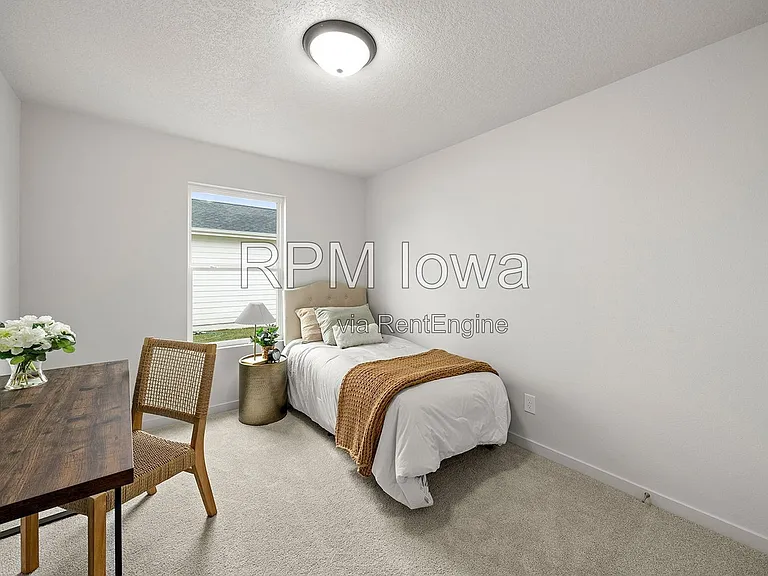 325 Freedom Way — Photo 7