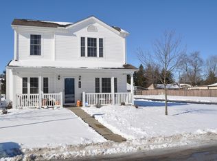 1869 Sandy Lake Dr, Grove City, OH 43123