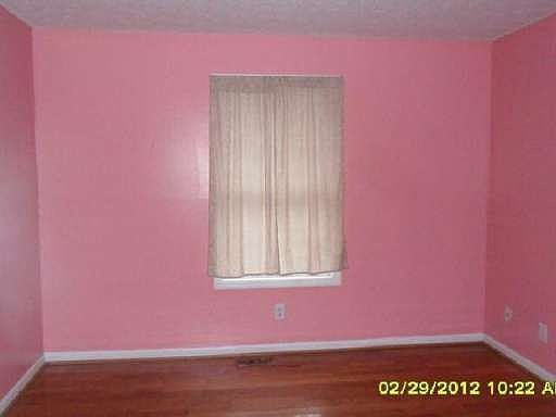 5th image of 481 Carrie Cove Ln