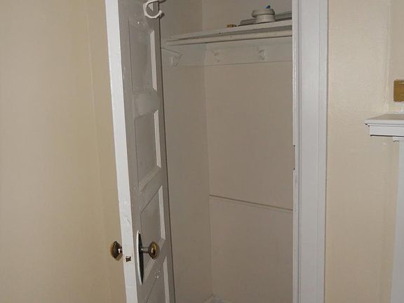 3rd image of 49 Johnson Park APT 33