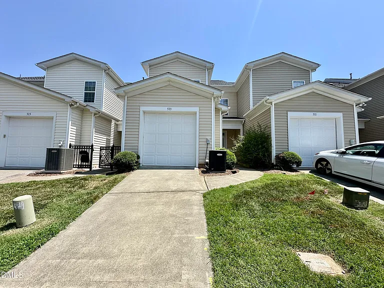 513 Dragby Ln — Photo 21