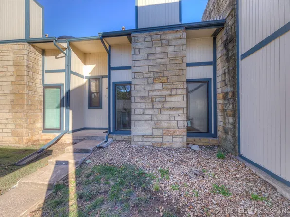 2577 Nowata Rd #P-101, Bartlesville, OK 74006