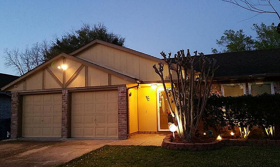 1st image of 6807 Vialinda Dr