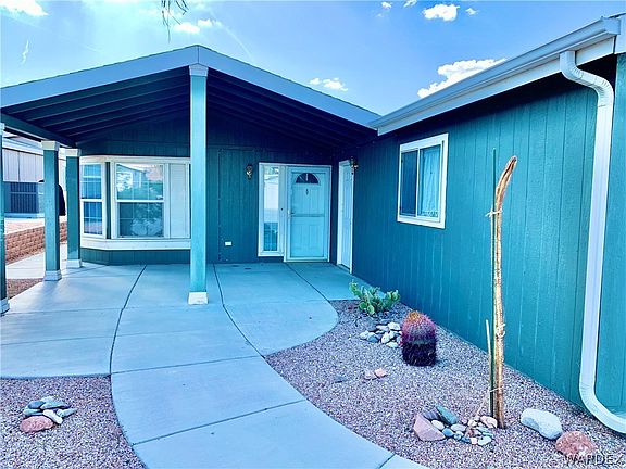 3rd image of 759 Laurel Crest