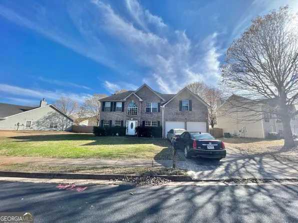 198 Kentwood Springs Dr, Hampton, GA 30228