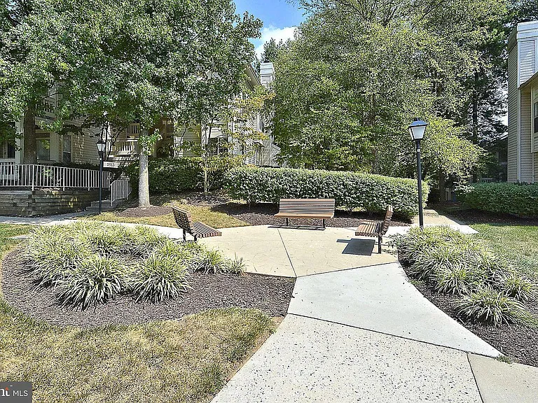 10828 Antigua Ter — Photo 24