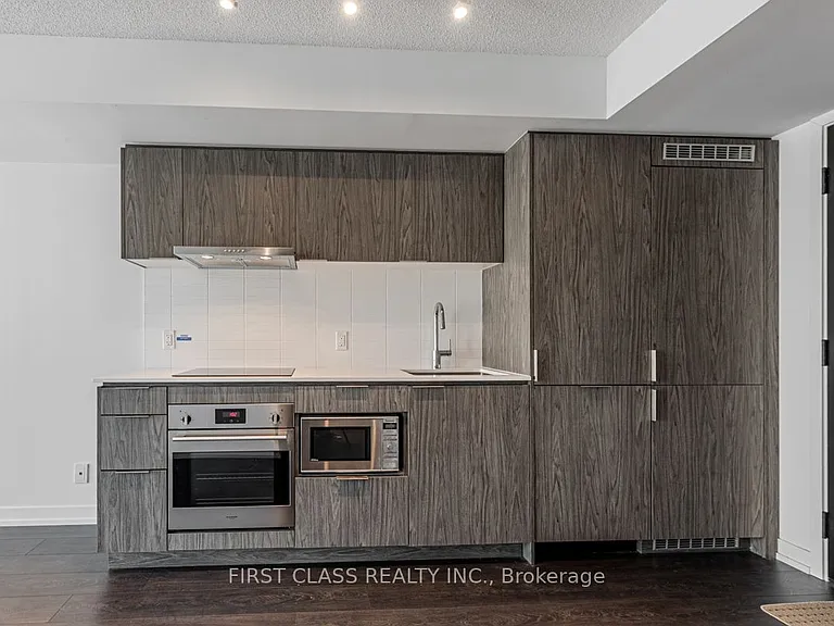 60 Shuter St #1710 — Photo 12