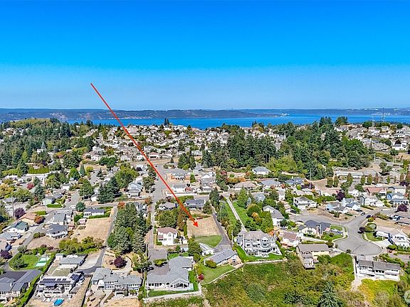 3rd image of 4516 Browns Point Boulevard NE