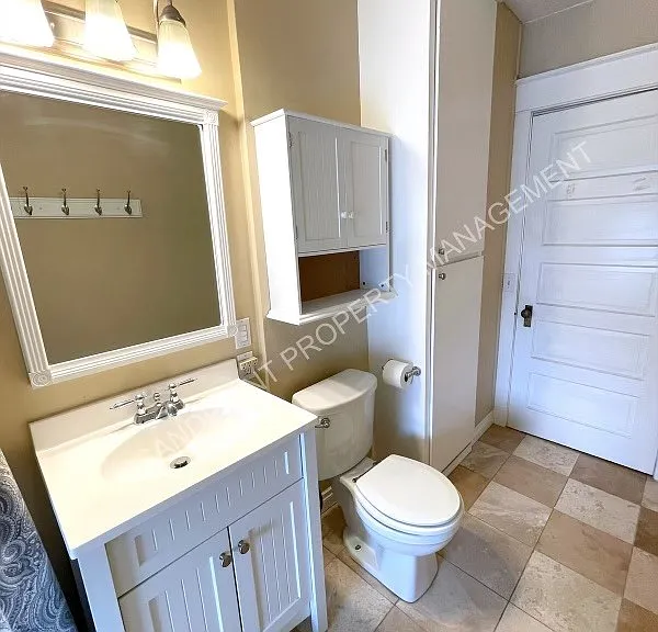 501 N Boyer Ave — Photo 45