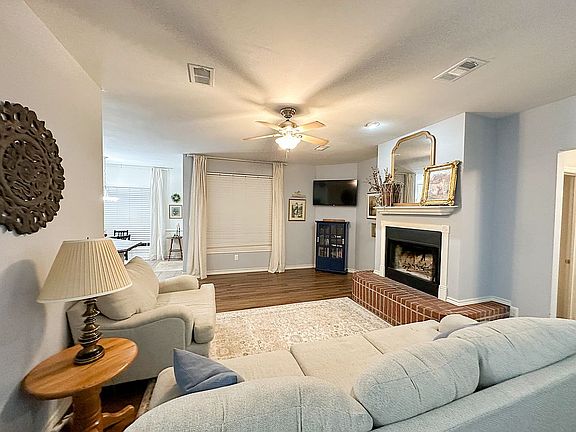 4th image of 5814 Cathedral Dr