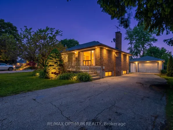 1747 Coram Cres, Mississauga, ON L4X 1L2